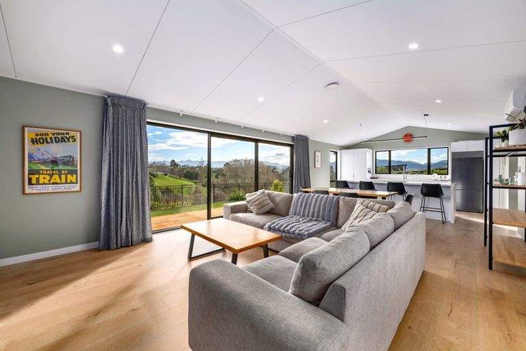 Photo of property in 19 Golf View Close, Fairhall, 7272