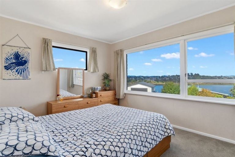 Photo of property in 11 Sunny Bay Road, Matua, Tauranga, 3110