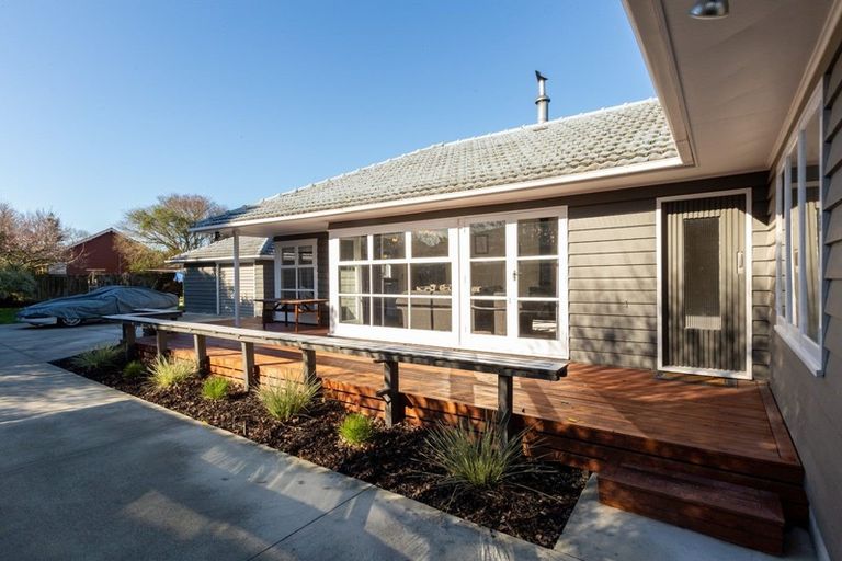 Photo of property in 21 Weir Place, Hoon Hay, Christchurch, 8025