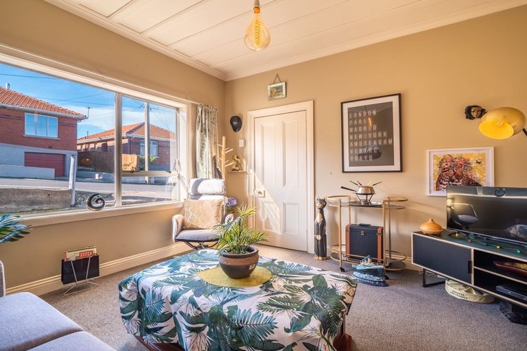 Photo of property in 22 Forbes Street, Balaclava, Dunedin, 9011