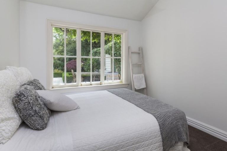 Photo of property in 137 Springfield Road, St Albans, Christchurch, 8014