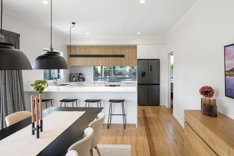 Photo of property in 63 Braid Road, St Andrews, Hamilton, 3200