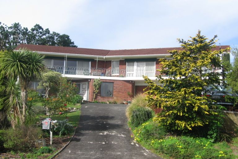 Photo of property in 7 Gibbs Crescent, Red Hill, Papakura, 2110