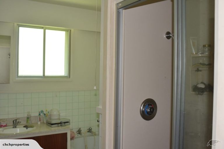 Photo of property in 11 Glenavon Place, Ilam, Christchurch, 8041