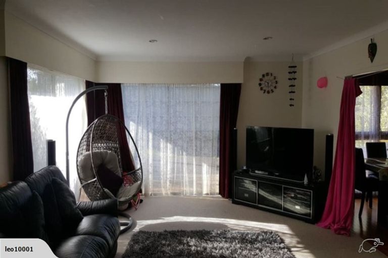 Photo of property in 212 Forrest Hill Road, Forrest Hill, Auckland, 0620