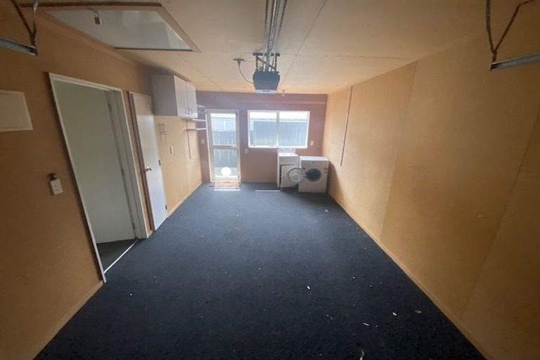 Photo of property in 35 Raumati Road, Raumati Beach, Paraparaumu, 5032