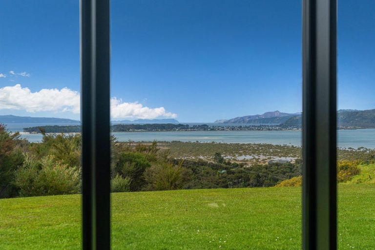 Photo of property in 106a Horongaherehere Row, Te Rerenga, Coromandel, 3582