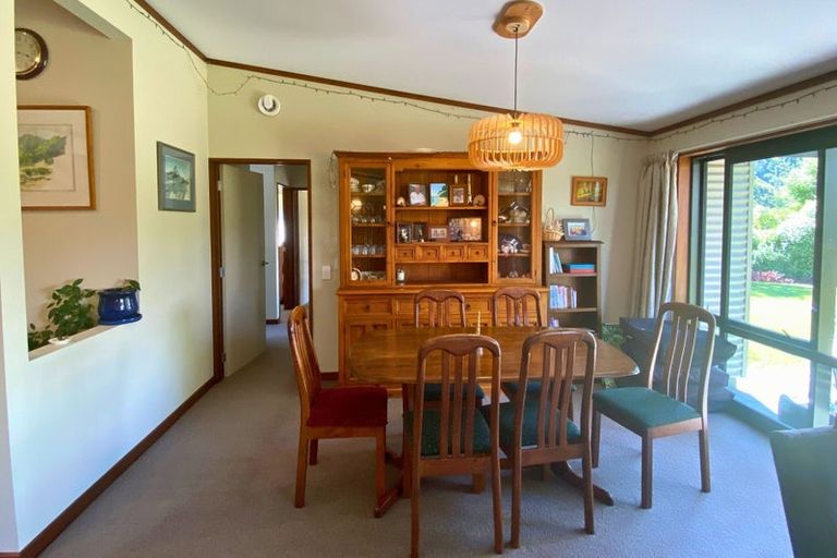 Photo of property in 6 Ewing Place, Albert Town, Wanaka, 9305