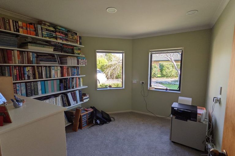 Photo of property in 7 Conifer Court, Raumati Beach, Paraparaumu, 5032