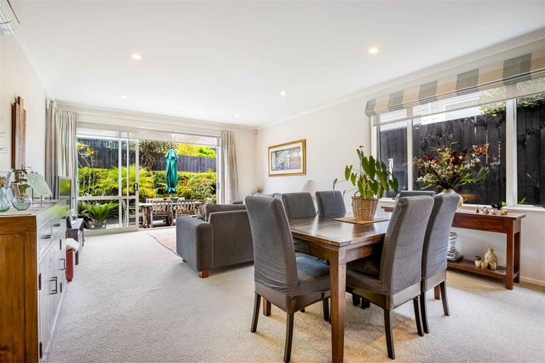 Photo of property in 3 Waiarohia Place, Hobsonville, Auckland, 0616