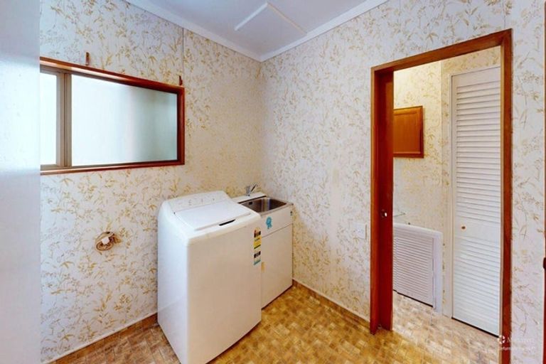 Photo of property in 105 Clifton Terrace, Fitzherbert, Palmerston North, 4410