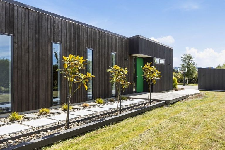 Photo of property in 252c Tirohanga Road, North Taieri, Mosgiel, 9092