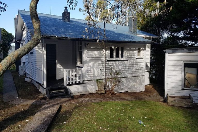 Photo of property in 47a Devon Street, Aro Valley, Wellington, 6021