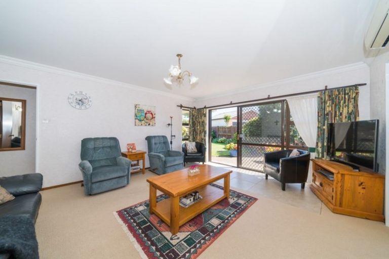Photo of property in 21 Akaroa Avenue, Awapuni, Palmerston North, 4412