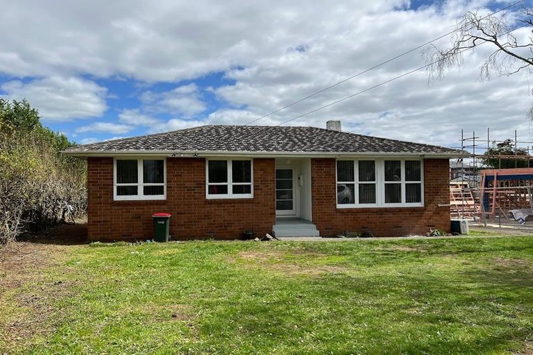 Photo of property in 65 Arimu Road, Papakura, 2110