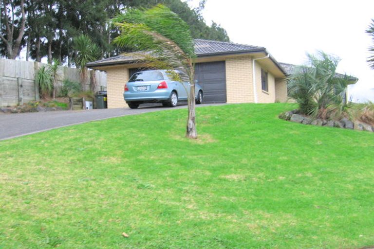 Photo of property in 22 Orwell Road, Greenhithe, Auckland, 0632