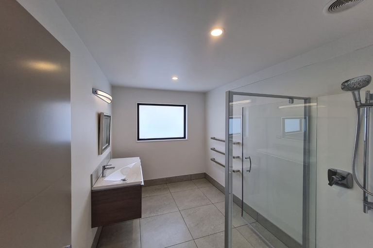 Photo of property in 152 Penruddock Rise, Westmorland, Christchurch, 8025