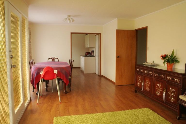 Photo of property in 1/1357 Dominion Extension, Mount Roskill, Auckland, 1041
