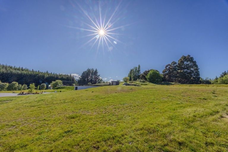 Photo of property in 16 Ranch Terrace, Wanaka, 9382