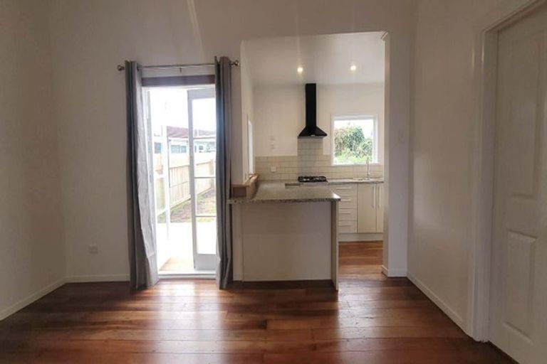 Photo of property in 50 Harrison Street, Whanganui, 4500