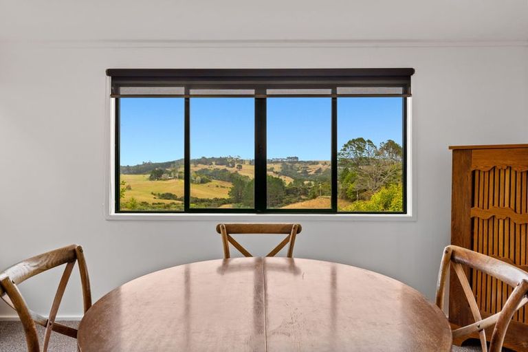 Photo of property in 592 Kanohi Road, Kaukapakapa, 0873