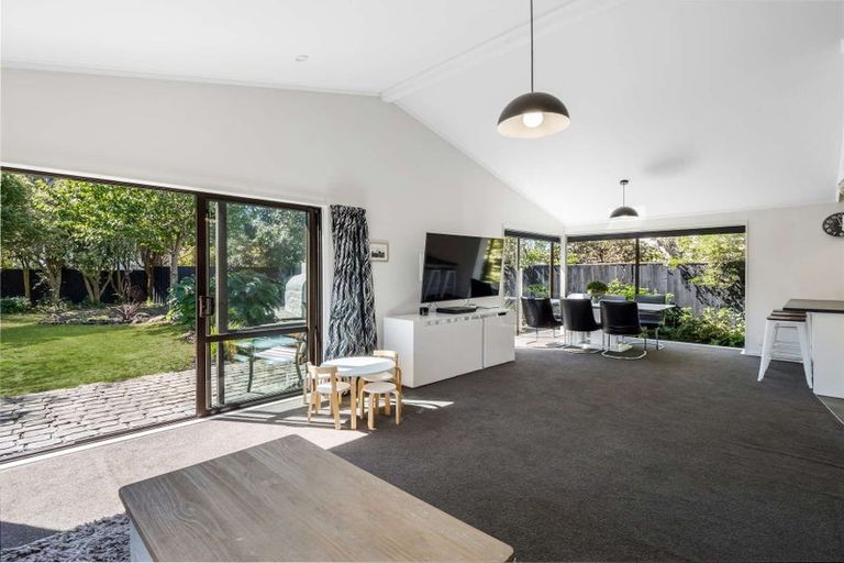 Photo of property in 9 Ludlow Place, Parklands, Christchurch, 8083