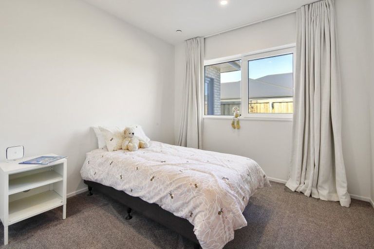 Photo of property in 2 Benn Street, Amberley, 7481