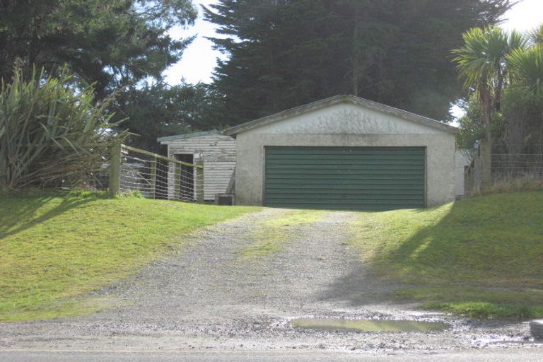 Photo of property in 260 Dunns Road, Otatara, Invercargill, 9879