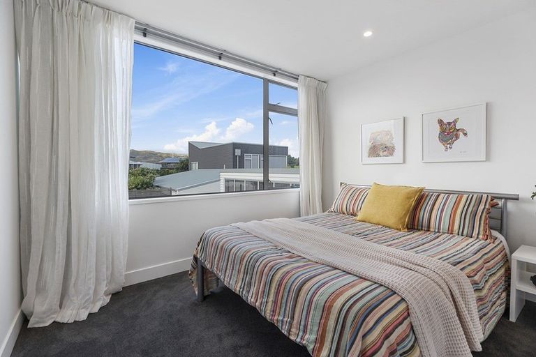 Photo of property in 6 Boardwalk Lane, Seatoun, Wellington, 6022