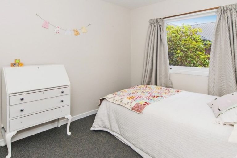 Photo of property in 2/337 Hendersons Road, Hoon Hay, Christchurch, 8025