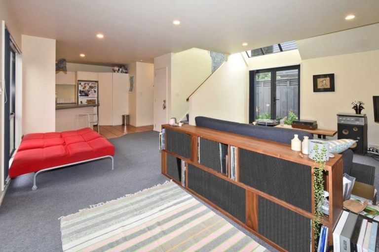 Photo of property in 5/44 London Street, Richmond, Christchurch, 8013