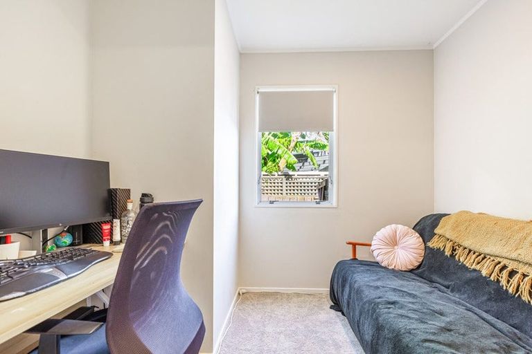 Photo of property in 2/32 Moana Avenue, Onehunga, Auckland, 1061
