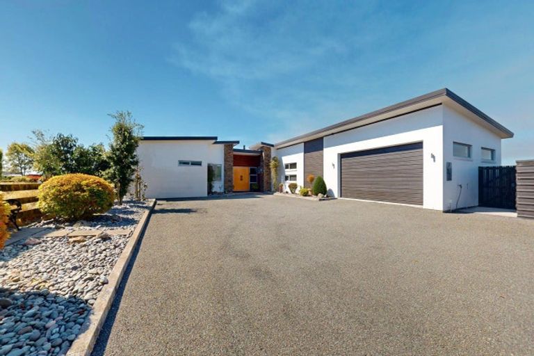 Photo of property in 60 Ludlow Drive, Huntingdon, Ashburton, 7774