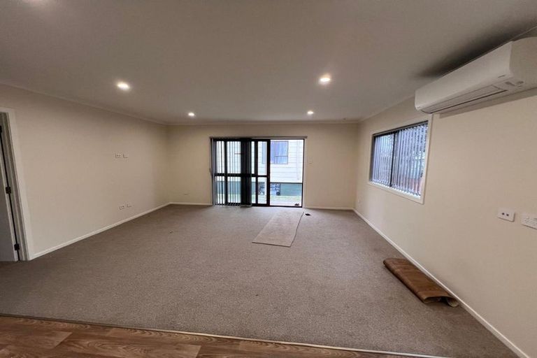 Photo of property in 35 Gebbie Street, Kinmont Park, Mosgiel, 9024