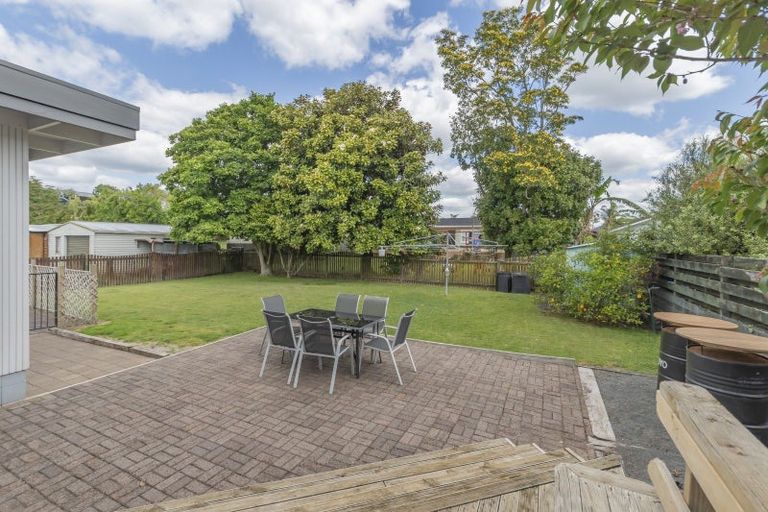Photo of property in 9 Halberg Street, Papakura, 2110