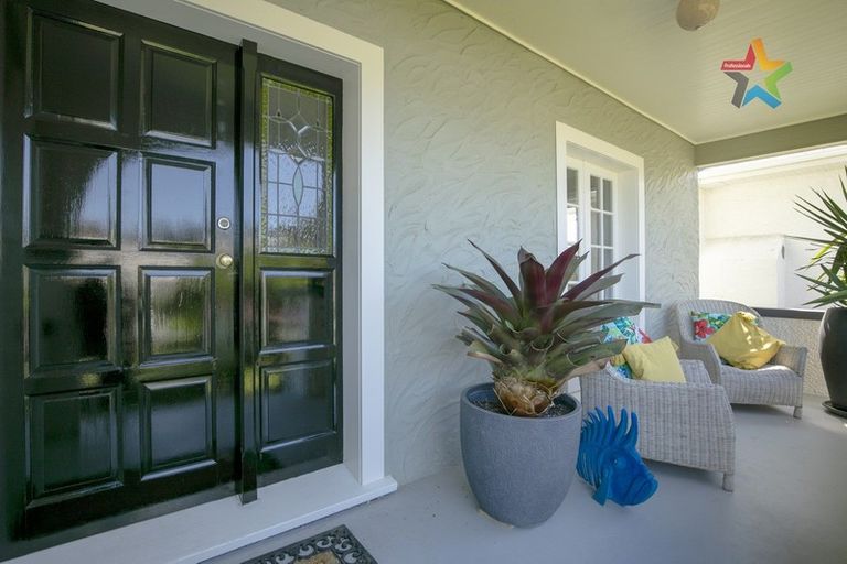 Photo of property in 17 Tennyson Street, Petone, Lower Hutt, 5012