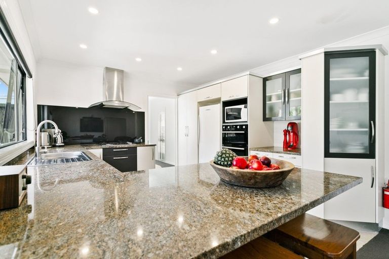 Photo of property in 7 Archer Rayner Place, Greenhithe, Auckland, 0632