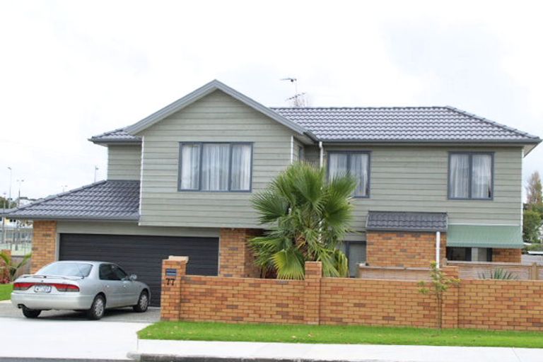 Photo of property in 77 Moore Street, Howick, Auckland, 2014