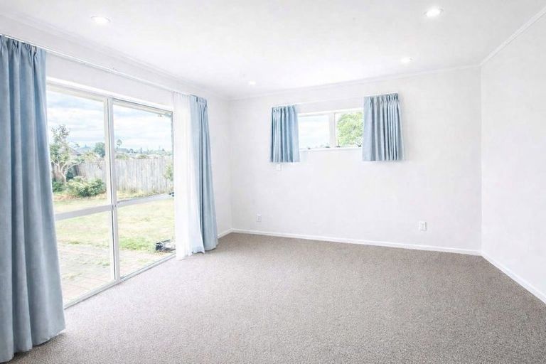 Photo of property in 52 Nicholas Road, Somerville, Auckland, 2014