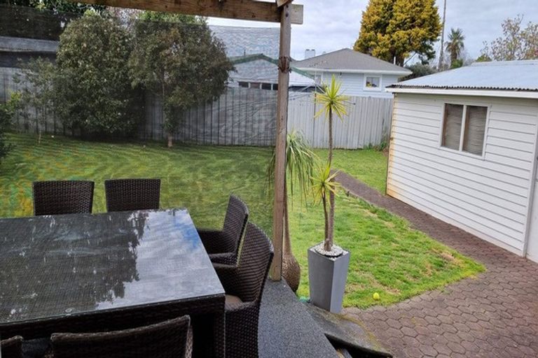 Photo of property in 42 Edinburgh Avenue, Rosehill, Papakura, 2113