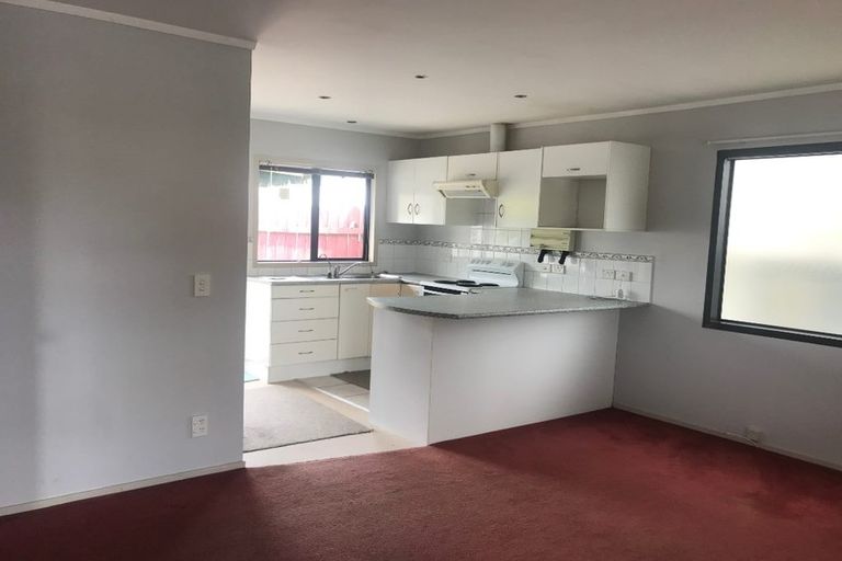 Photo of property in 38 Alabaster Drive, Papatoetoe, Auckland, 2025