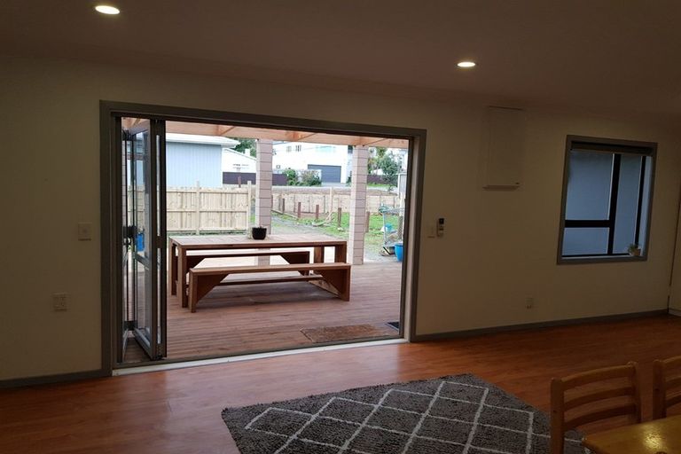 Photo of property in 4 Titoki Road, Raumati Beach, Paraparaumu, 5032