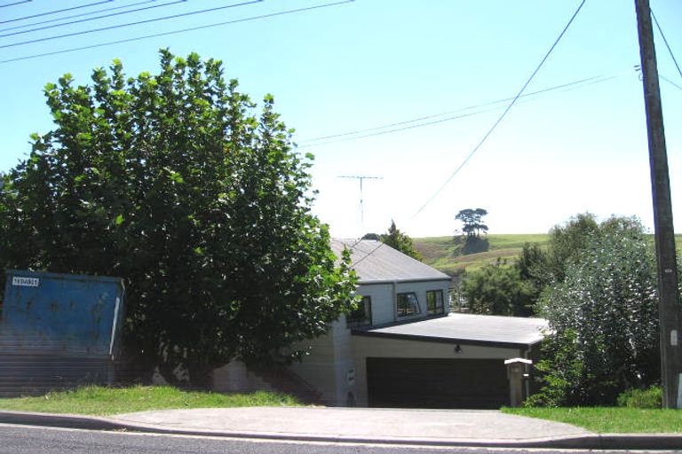 Photo of property in 19a Manuwai Road, Torbay, Auckland, 0630