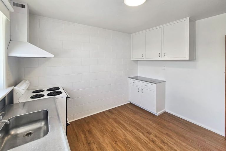 Photo of property in 82 Linwood Avenue, Linwood, Christchurch, 8011