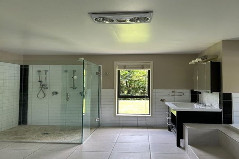 Photo of property in 45 Harry Dreadon Road, Opaheke, Papakura, 2584