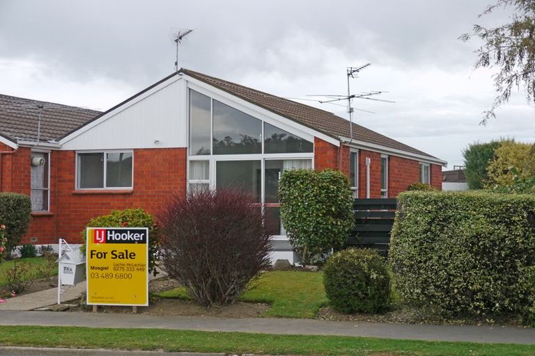 Photo of property in 76a High Street, Mosgiel, 9024