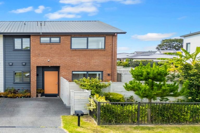 Photo of property in 56 Te Napi Drive, Takanini, 2112