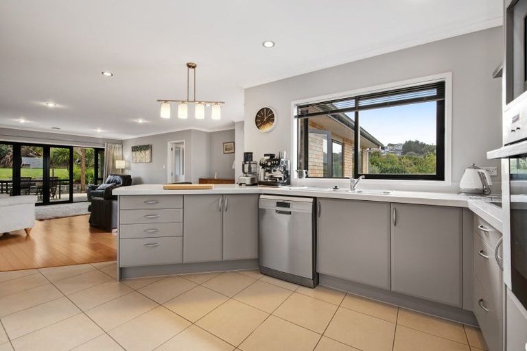 Photo of property in 30 Bayview Park Lane, Orewa, 0931