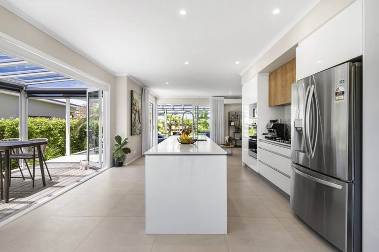 Photo of property in 23 Kukuwai Avenue, Red Beach, 0932