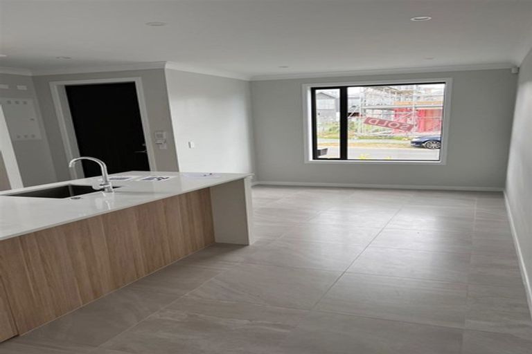 Photo of property in 21 Harewood Street, Whenuapai, Auckland, 0618